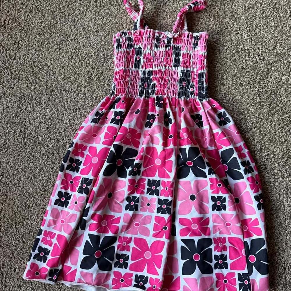 InGear Girls Floral Sundress Size SMALL Pink Black White Smocked